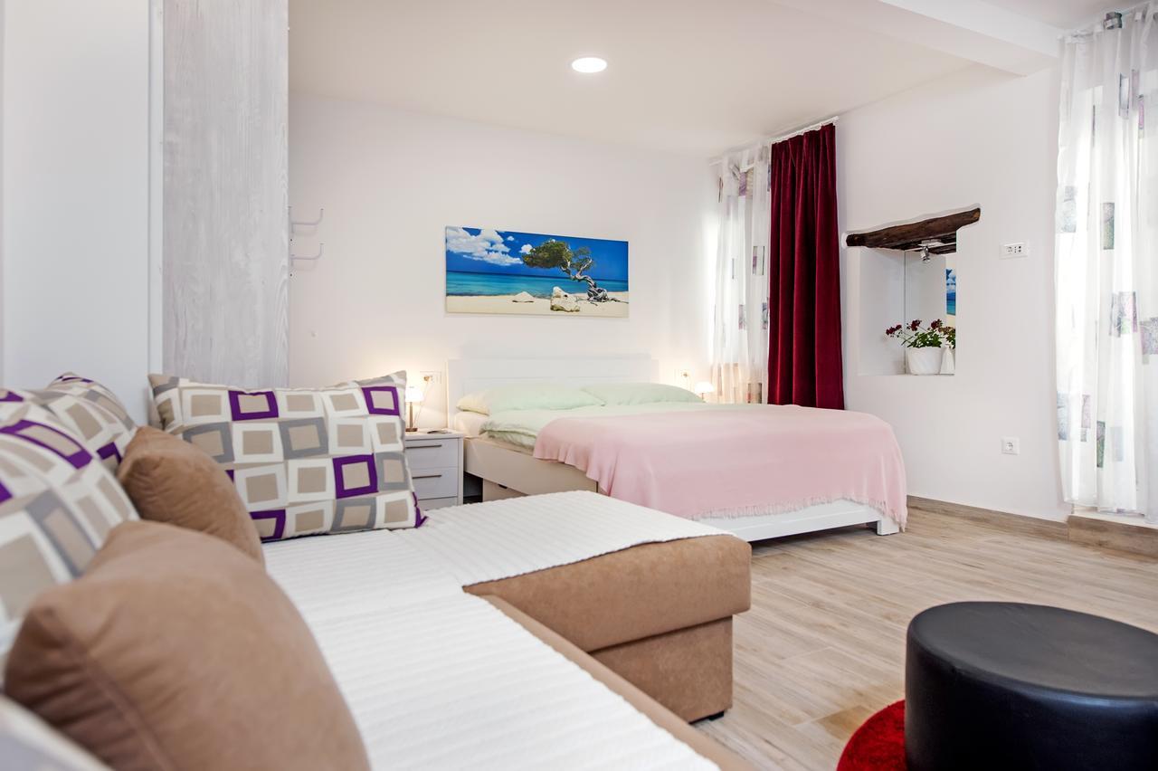 La Svalba Rooms & Studios روفينج المظهر الخارجي الصورة