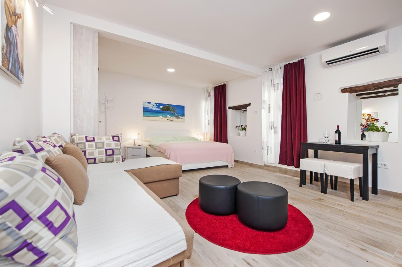 La Svalba Rooms & Studios روفينج المظهر الخارجي الصورة