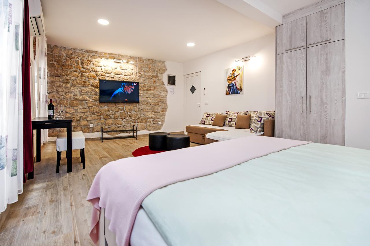 La Svalba Rooms & Studios روفينج المظهر الخارجي الصورة
