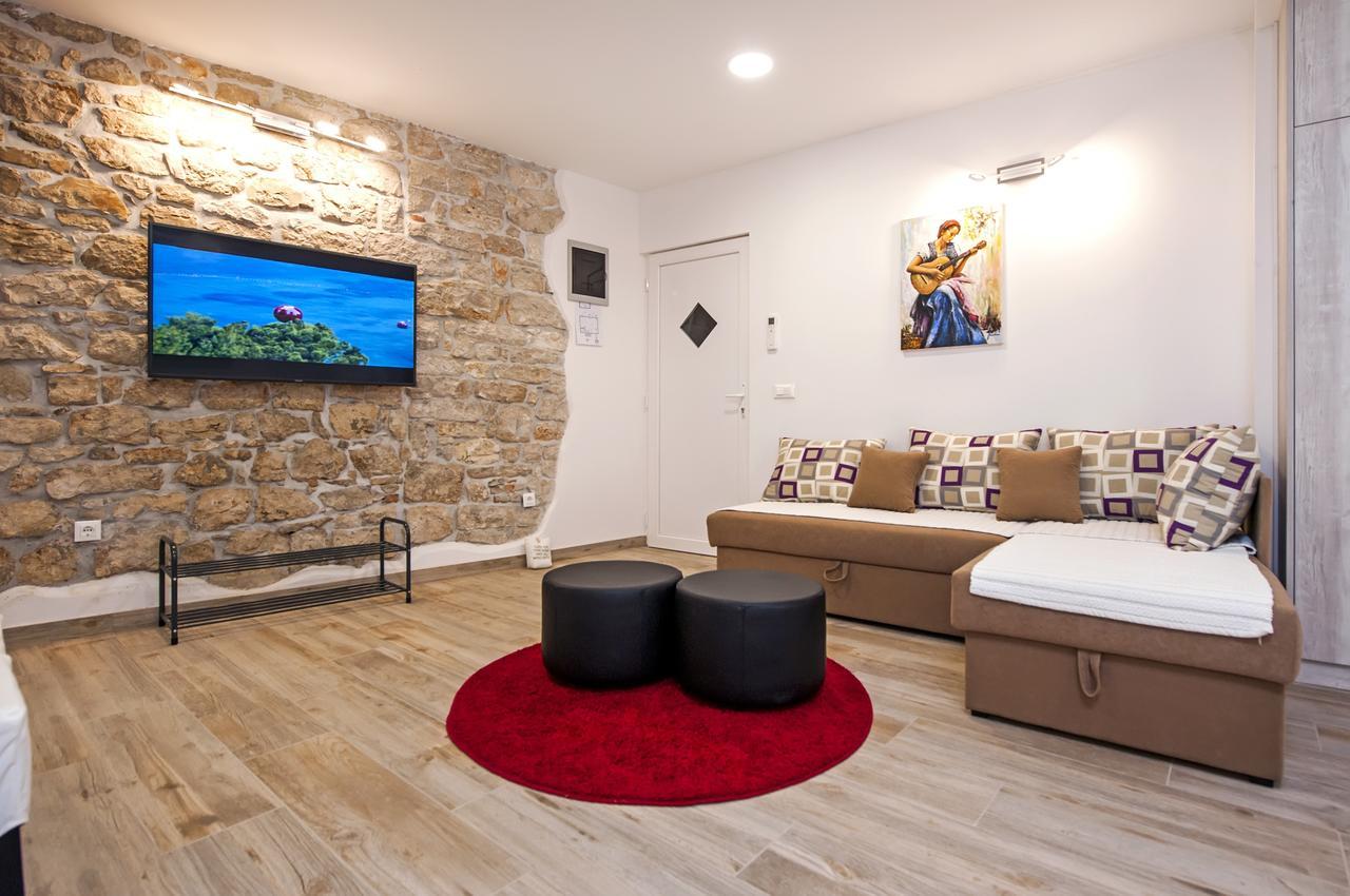 La Svalba Rooms & Studios روفينج المظهر الخارجي الصورة